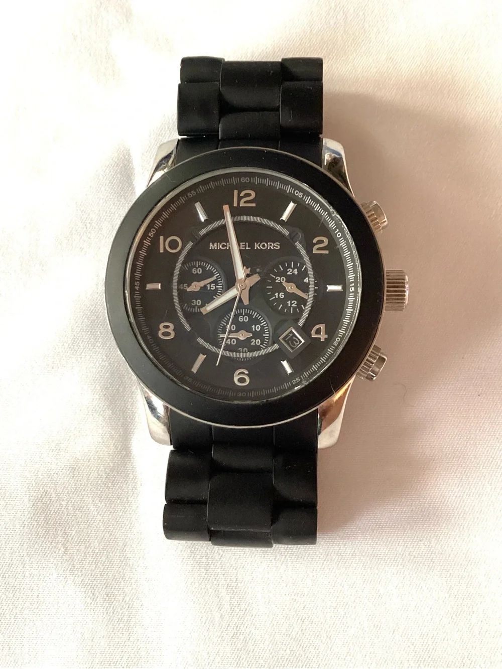 Michael Kors Black Silver Chronograph Silicone Watch New Batteries w/MK Dust Bag
